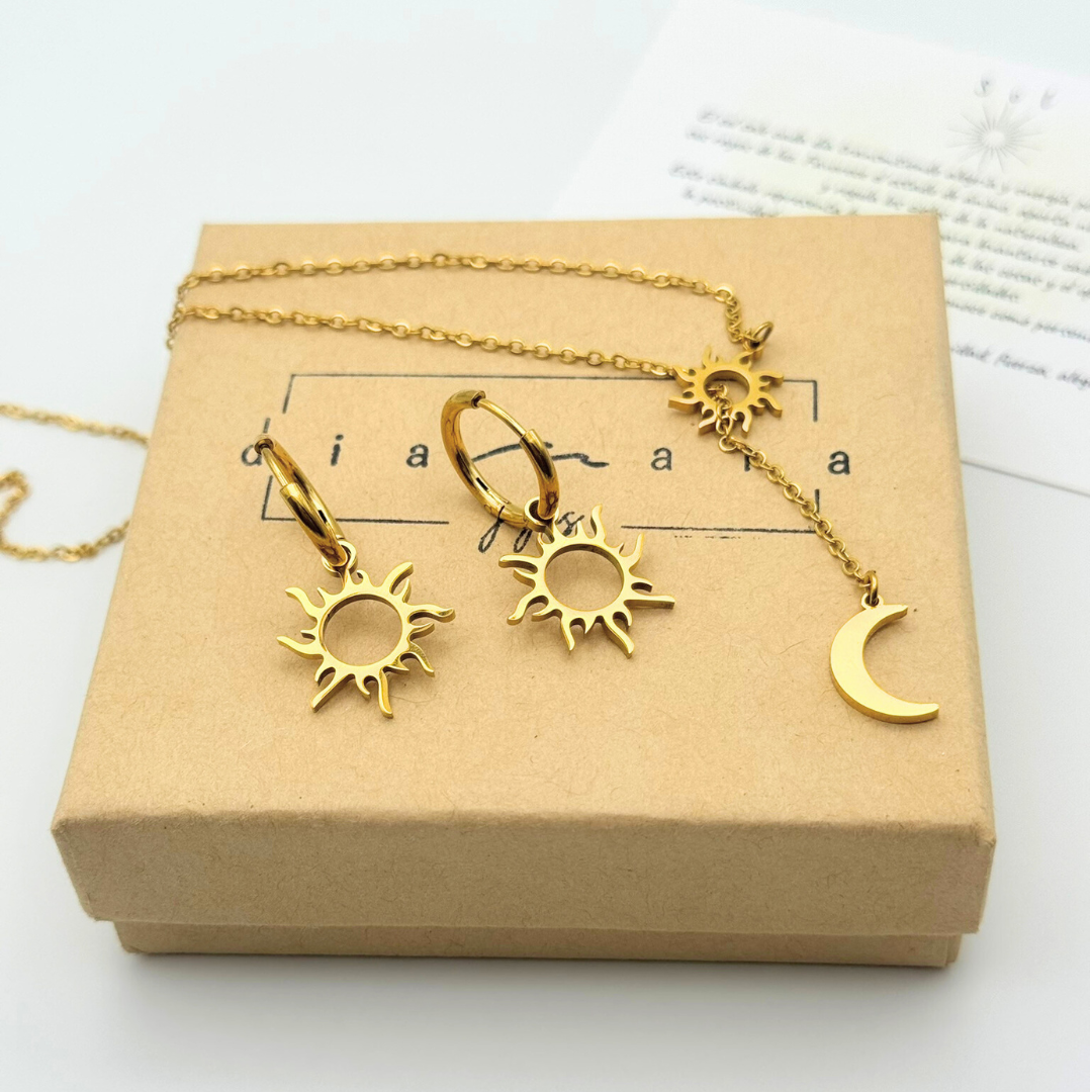 Conjunto collar + pendientes Moon Sun