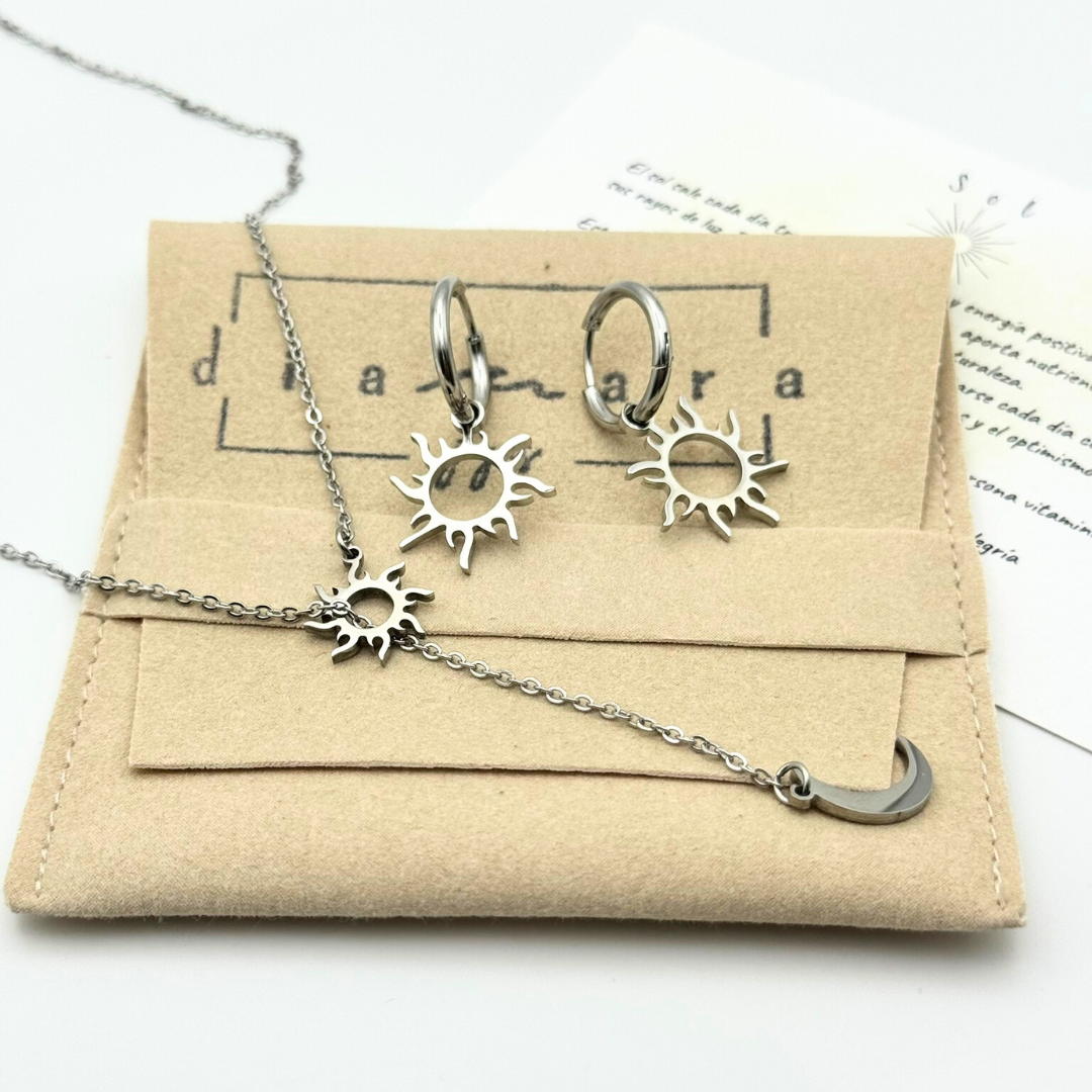 Conjunto collar + pendientes Moon Sun